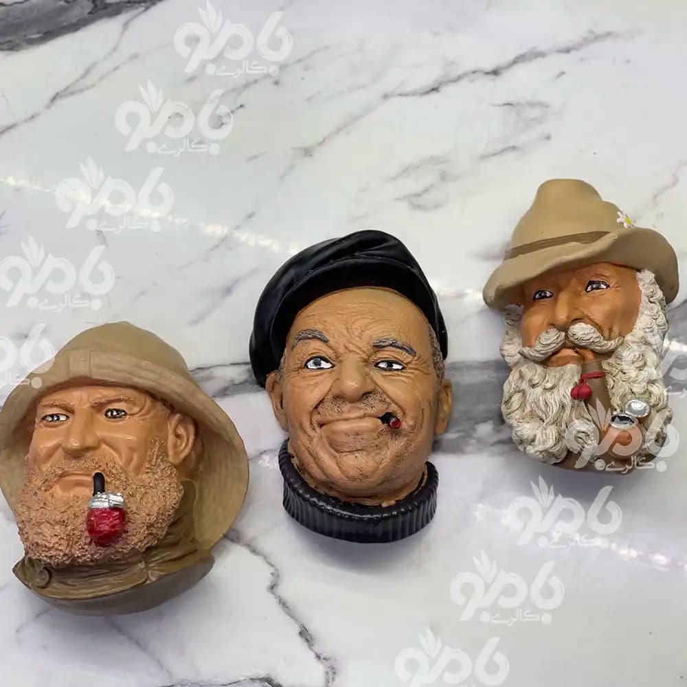 مجسمه پلی استر تندیس کاپیتان — تصویر ۲