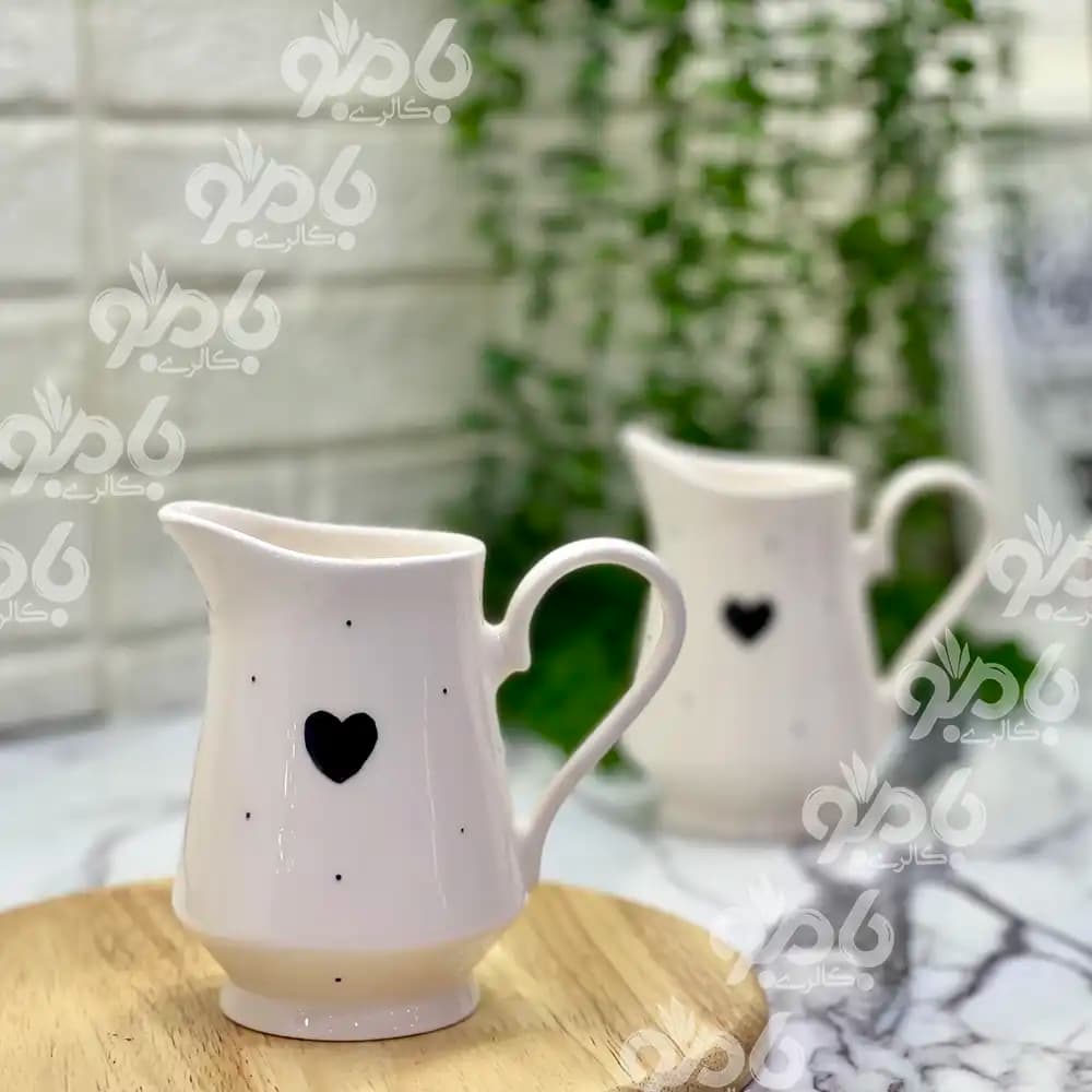 پارچ سرامیکی کوچک قلب خال مشکی — تصویر ۲