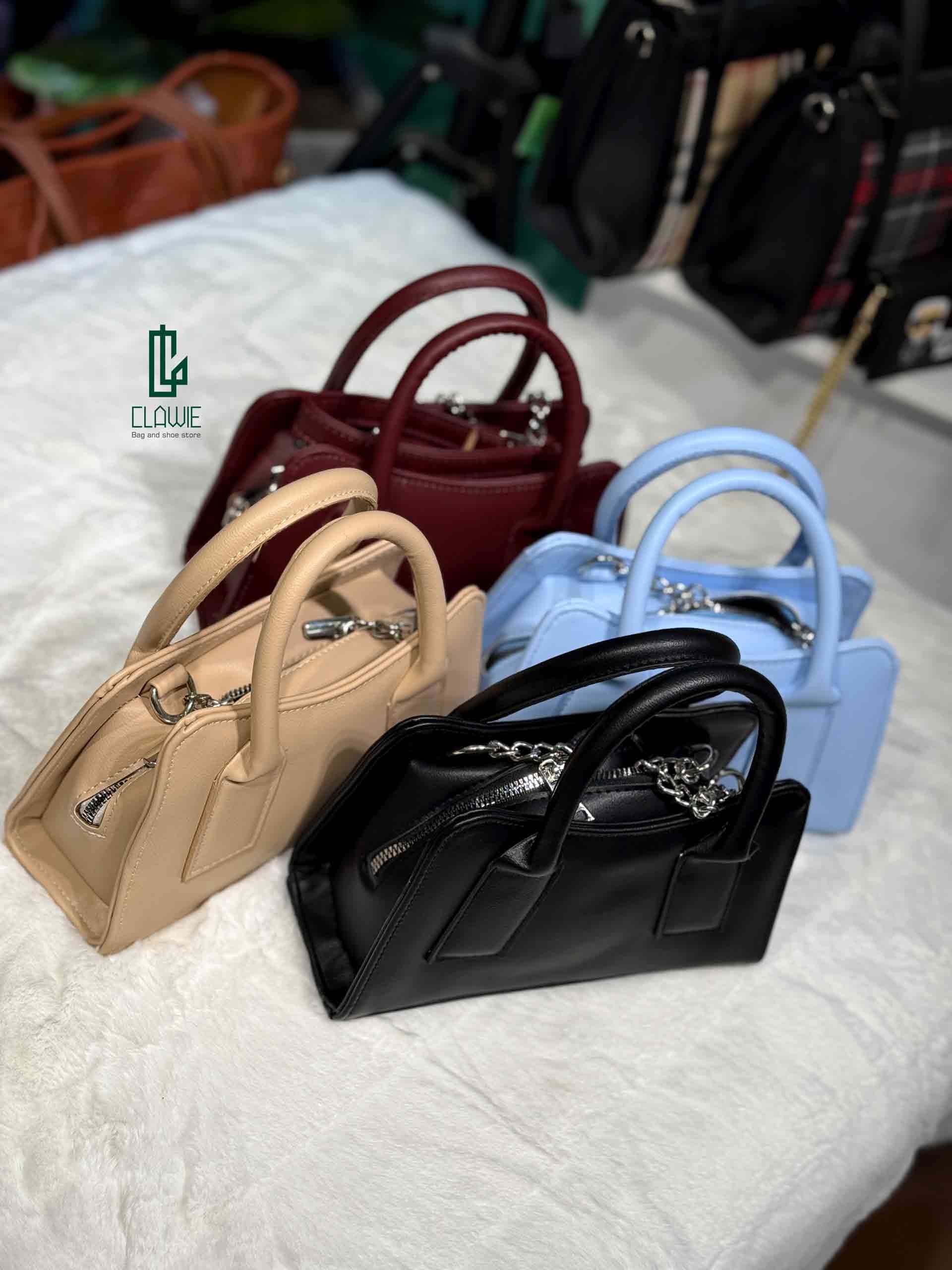 کیف دسته دار: پاسپورتی وسط زیپ — تصویر ۴
