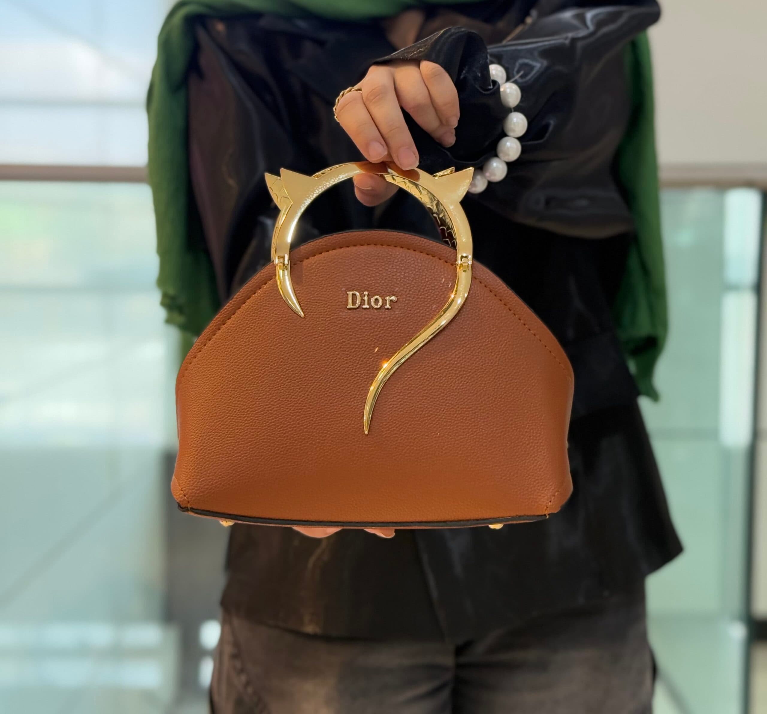 کيف دسته طرح دار ديور — تصویر ۵