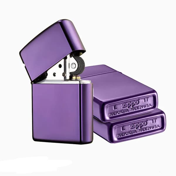 فندک زیپو اصل Zippo Classic High Polish Purple کد 24747 — تصویر ۲