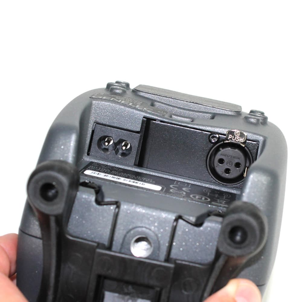 اسپیکر مانیتور GENELEC 8010A — تصویر ۶