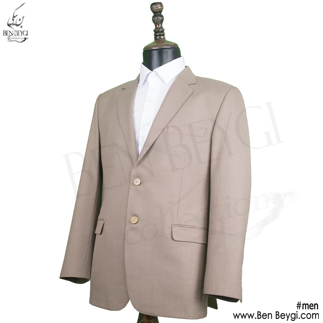 کت و شلوار اداری مردانه پارچه فاستونی طرح کجراه ساده رنگ کرم بانتو دوزی یقه انگلیسی کد 5333
