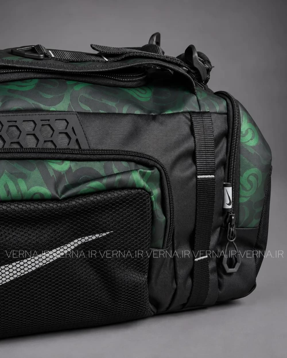 ساک ورزشی طرح دار جلو تور نایک | NIKE — تصویر ۲