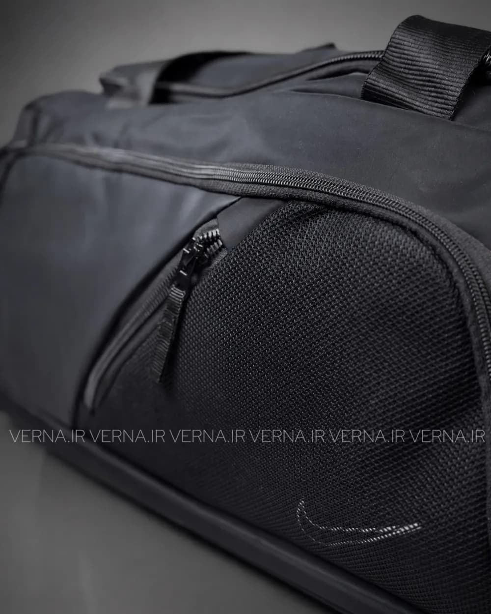 ساک ورزشی پارتیشن NIKE — تصویر ۲