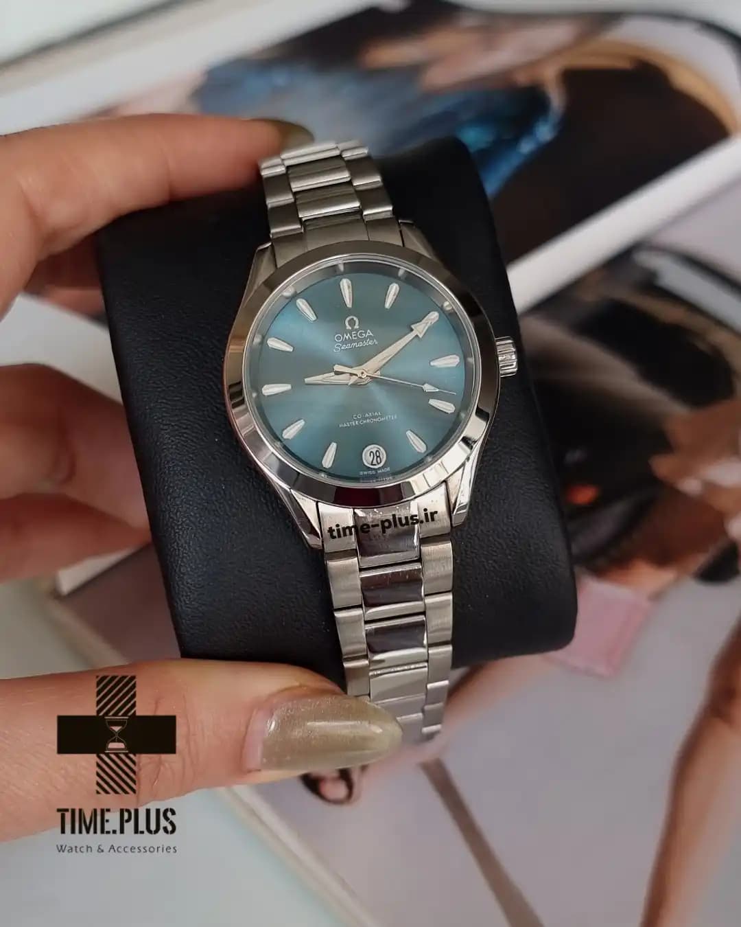 ساعت امگا سیمستر Aqua Terra صفحه سبز — تصویر ۳