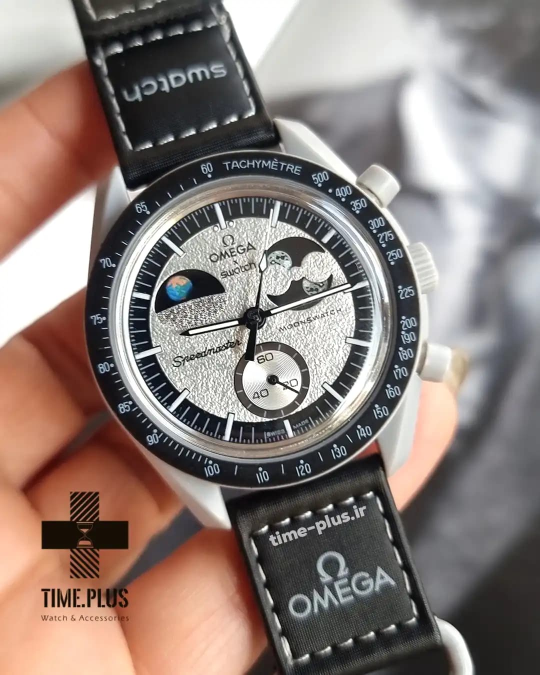 ساعت امگا سواچ مدل Mission to Earthphase — تصویر ۴