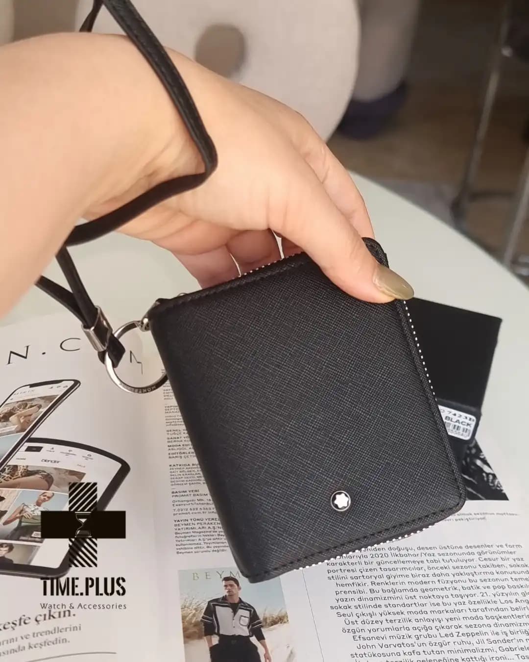کیف پول مون بلان Saffiano Leather Wallet — تصویر ۳