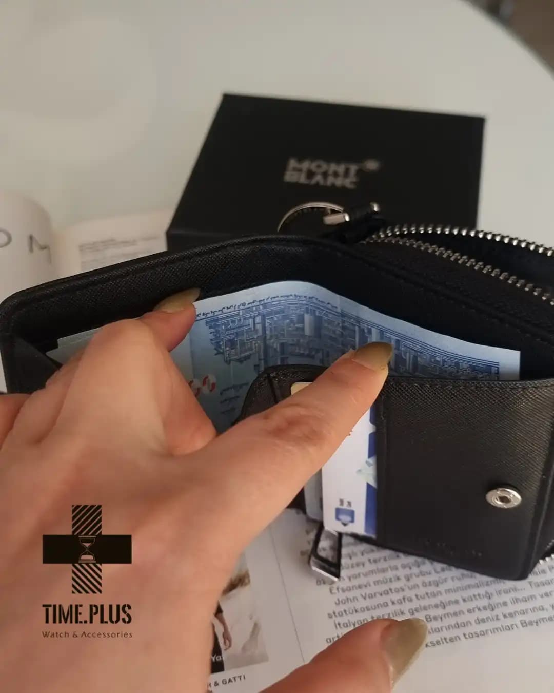 کیف پول مون بلان Saffiano Leather Wallet — تصویر ۴