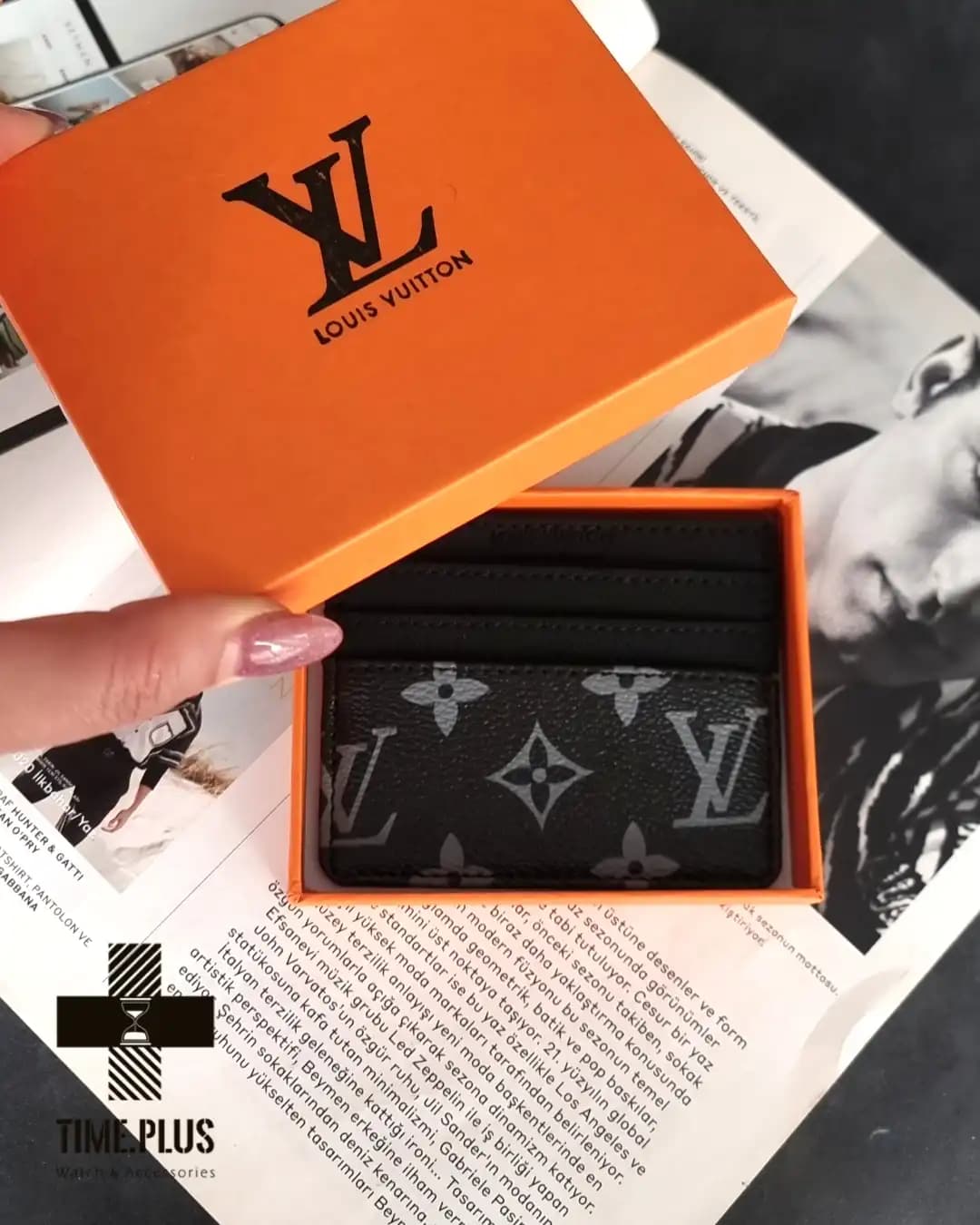 جاکارتی ورقه ای مشکی Louis Vuitton — تصویر ۶