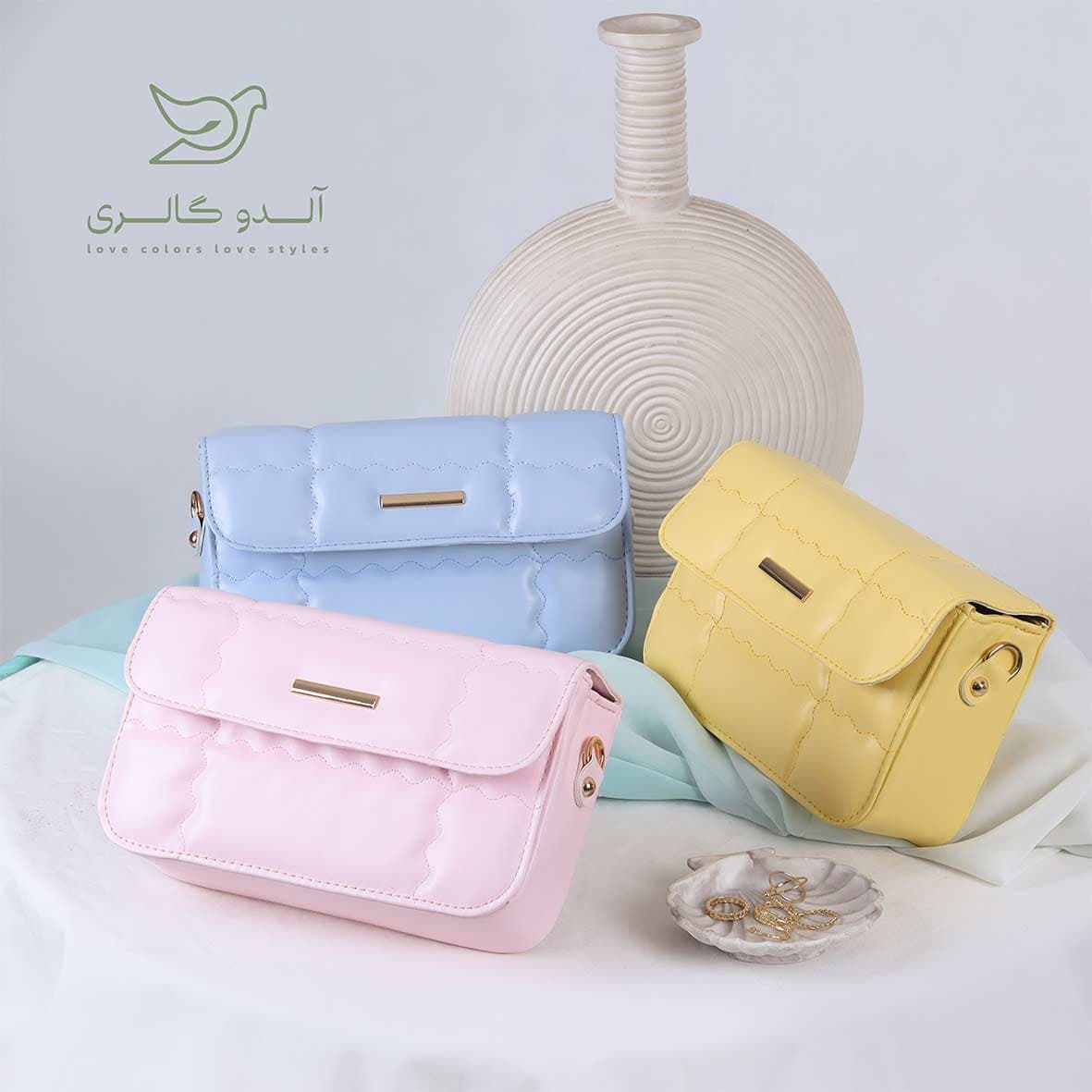 کیف دوشی کارلی — تصویر ۷