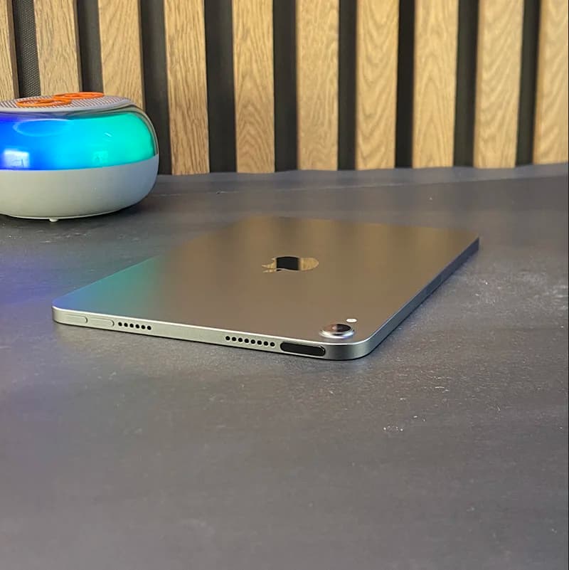 آیپد iPad 6th generation 2021 wifi 8 Inch | حافظه 64گیگابایت – کارکرده — تصویر ۲