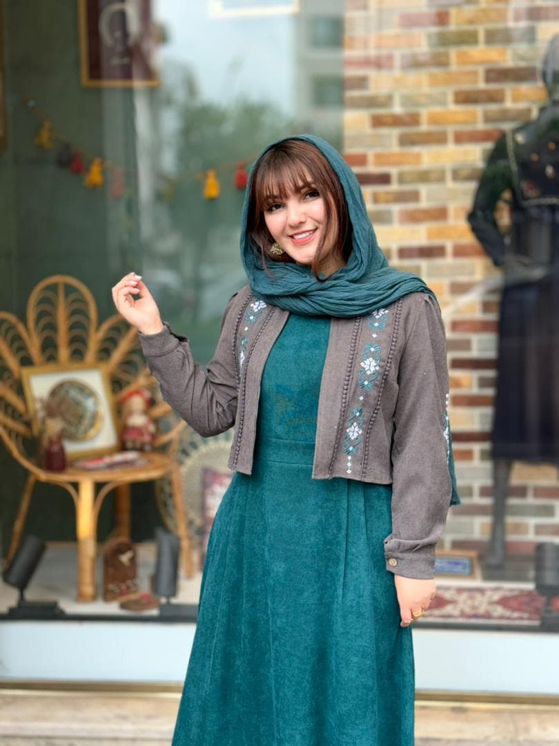 کت و سارافون پروانه کبریتی کله غازی طوسی — تصویر ۲