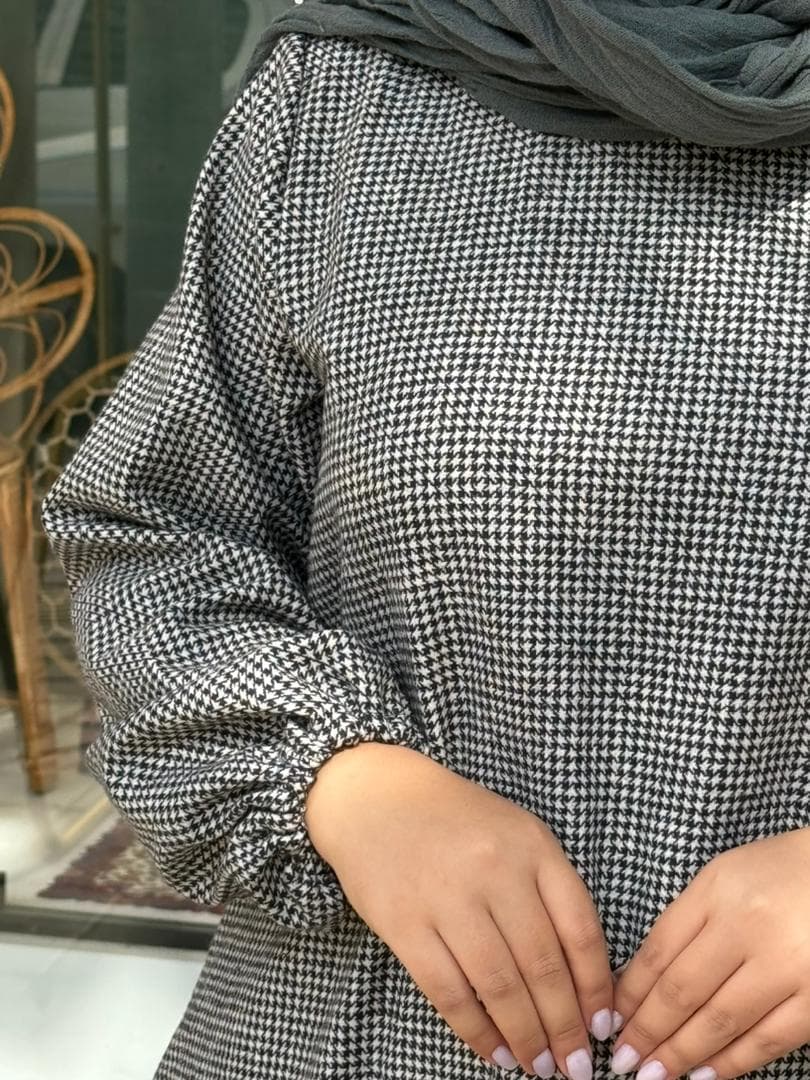 پیراهن رستا سفید مشکی پیچازی ریز — تصویر ۲
