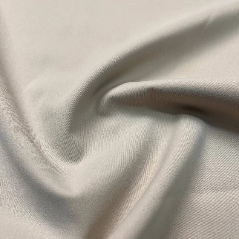 پارچه بارانی کتان کرم روشن — تصویر ۳