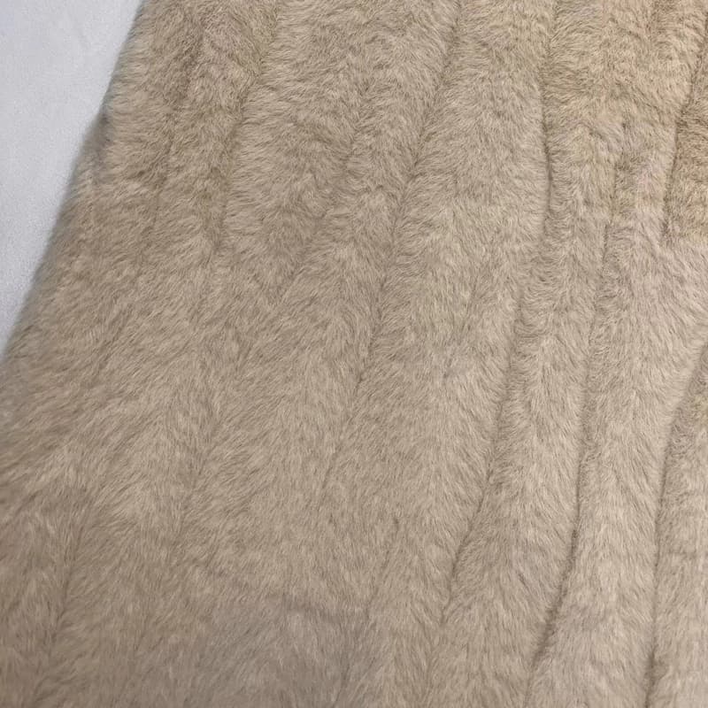 پارچه خز خطی کرم وارداتی