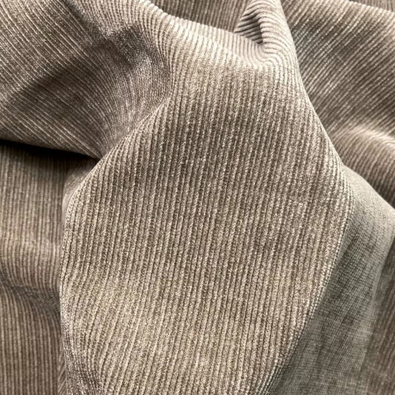 پارچه مخمل شانل دورو نسکافه ای — تصویر ۲