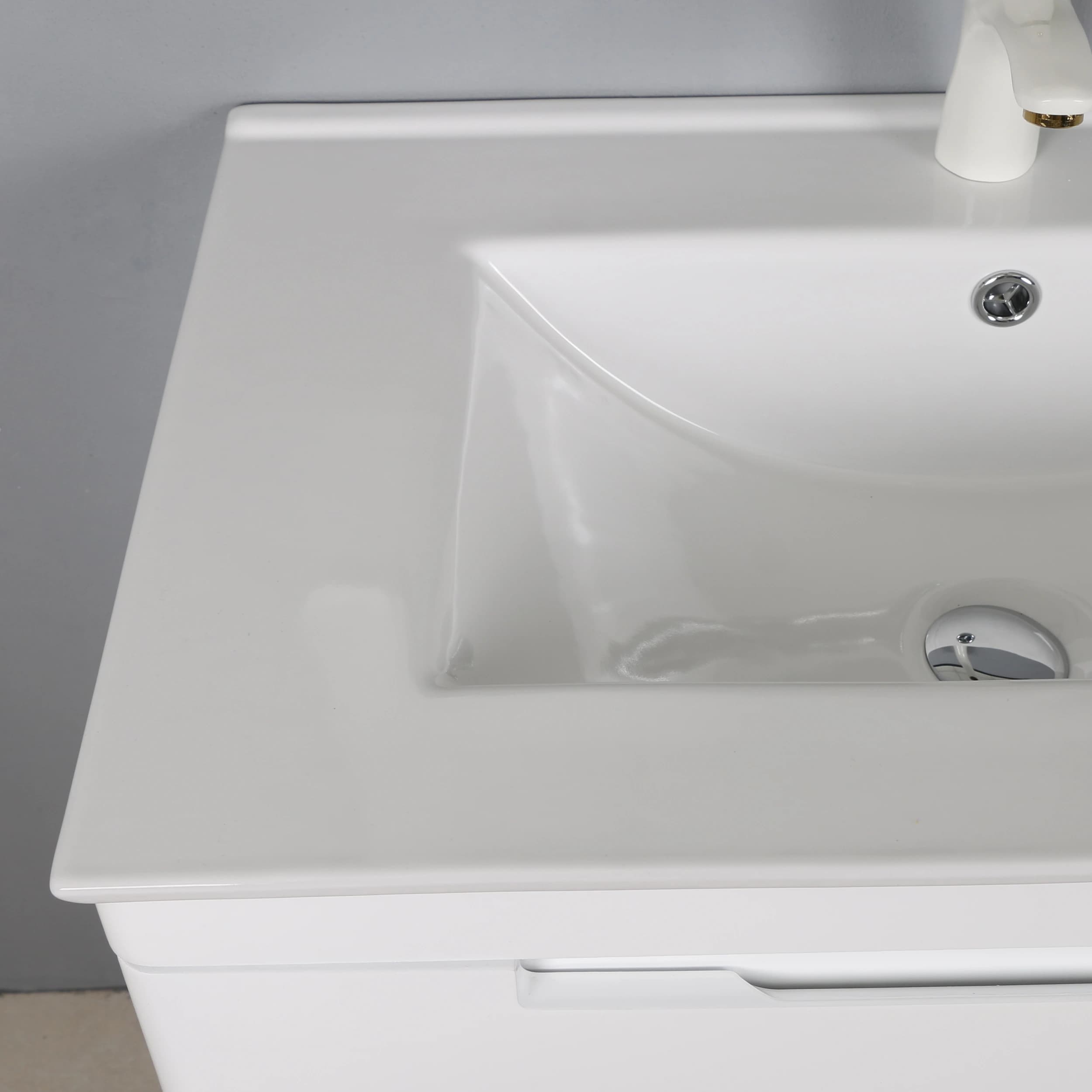 ست کابینت و روشویی دلفین مدل 7046 به همراه آینه — تصویر ۵