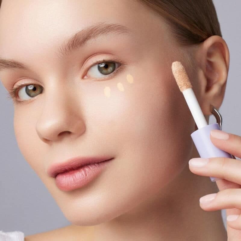کانسیلر درمانی پاستل PASTEL حاوی کرم دور چشم مدل Hydrating Satin Concealer کد 65 — تصویر ۳