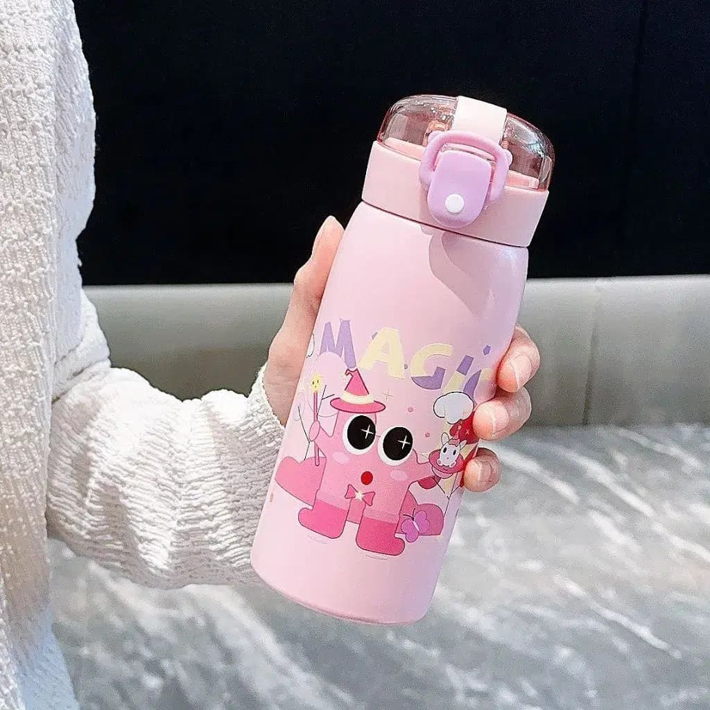 قمقمه نی دار استیل طرح باب اسفنجی و دوستان گنجایش 350ML کد 1374 — تصویر ۷