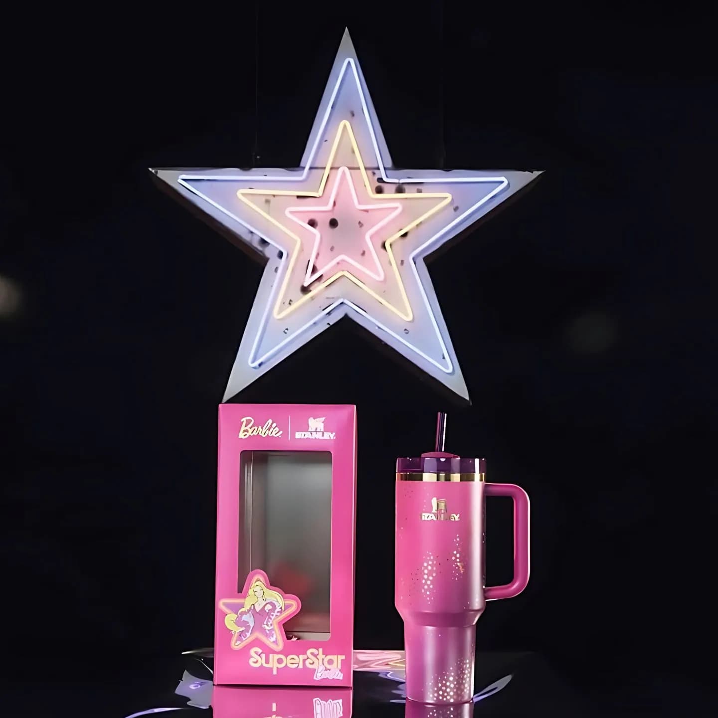 ماگ اورجینال استنلی و باربی طرح SUPERSTAR مدل Quencher گنجایش 40oz کد m155 — تصویر ۳