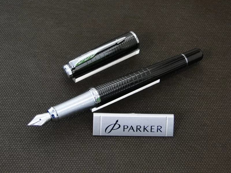 خودنویس پارکر مدل اربن پریمیوم (مشکی طرح جدید) – PARKER URBAN PREMIUM