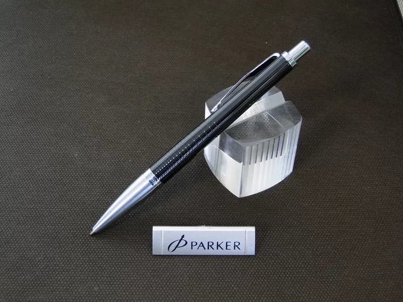 خودکار پارکر مدل اربن پریمیوم (لاک مشکی طرح جدید) – PARKER URBAN — تصویر ۲
