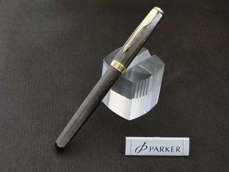 خودنویس پارکر مدل سونت چیزل (شکلاتی گیره طلا) – PARKER SONET CHIZEL — تصویر ۴
