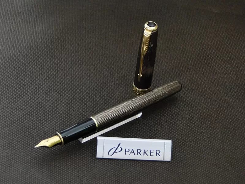 خودنویس پارکر مدل سونت چیزل (شکلاتی گیره طلا) – PARKER SONET CHIZEL — تصویر ۳