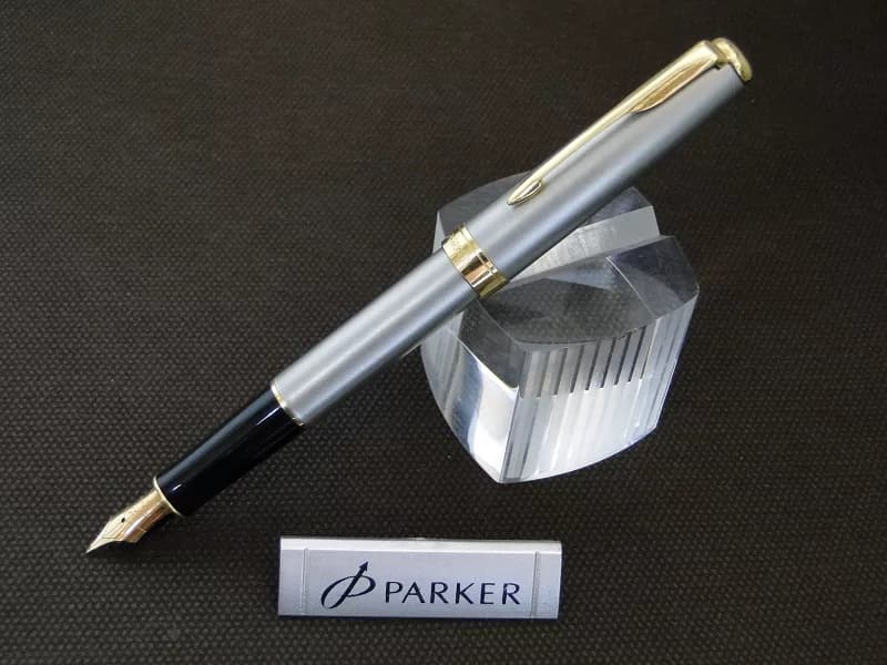 خودنویس پارکر مدل سونت (مات کروم گیره طلایی) – PARKER SONET — تصویر ۳