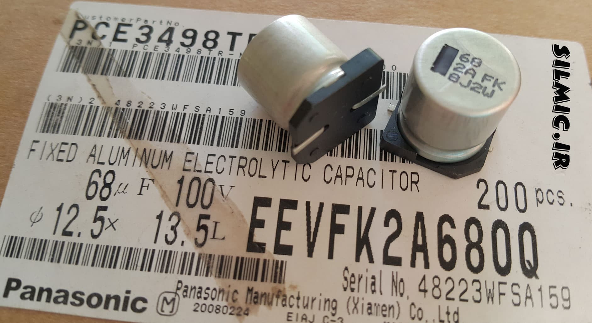 خازن smd الکترولیت 68 میکرو فاراد 100 ولت panasonic سری fk-v با امپدانس پایین — تصویر ۲
