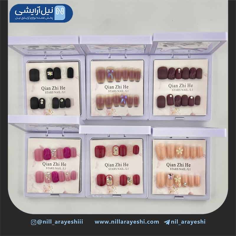 ناخن مصنوعی به همراه چسب ژله ای جعبه شفاف — تصویر ۲