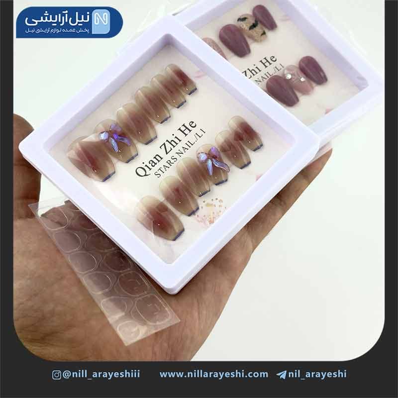 ناخن مصنوعی به همراه چسب ژله ای جعبه شفاف — تصویر ۴