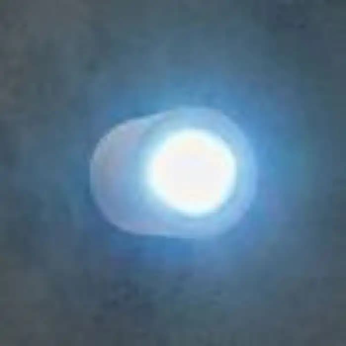 چراغ سقفی روکار استوانه متوسط زمرد نور (رنگ پایه) کد 126 — تصویر ۳
