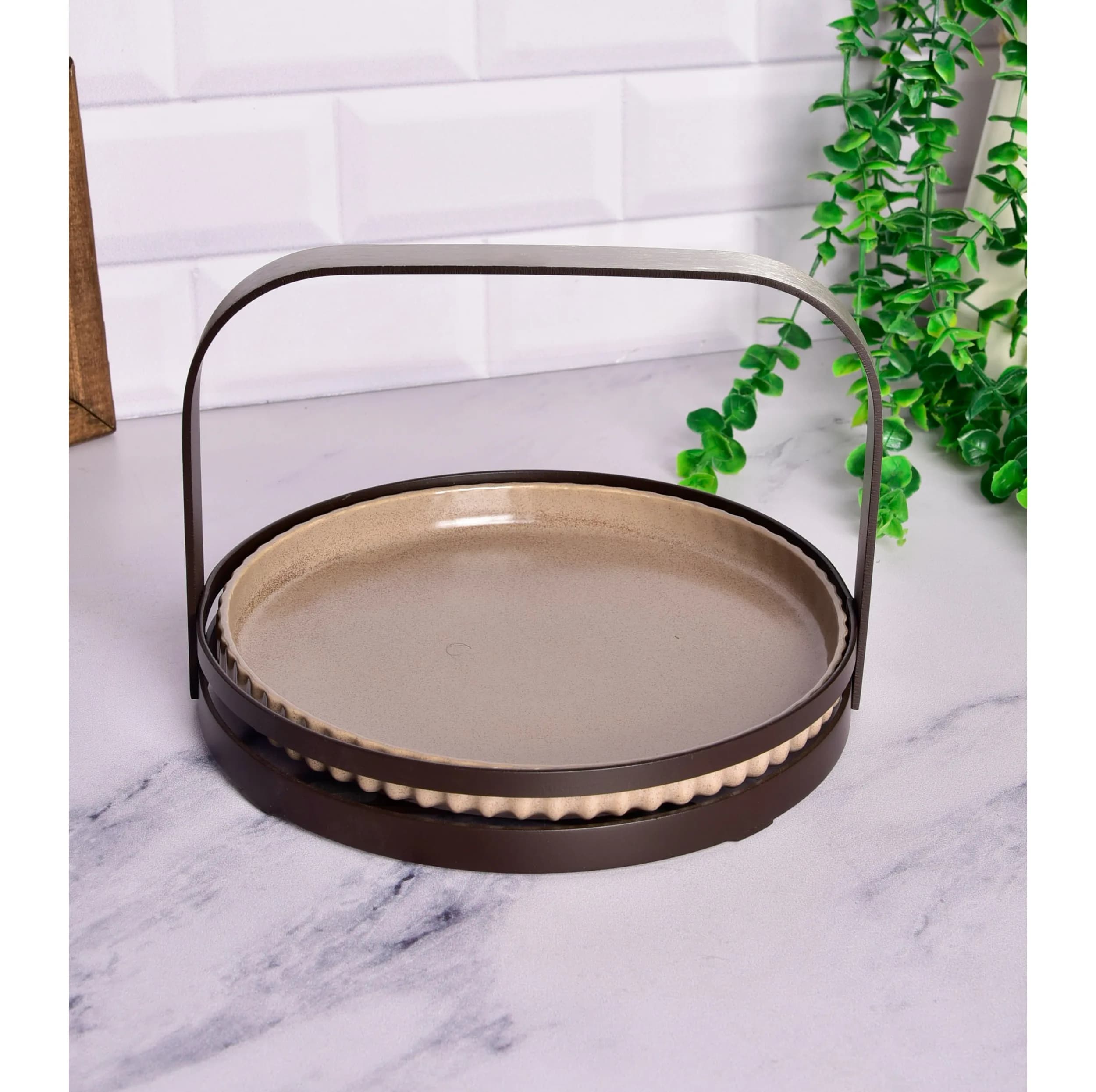 شیرینی خوری بی وی کی طرح مجستیک کد 452120 — تصویر ۲