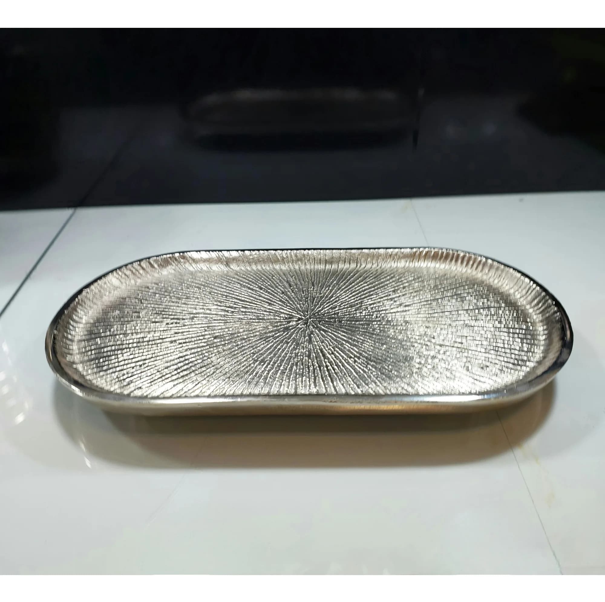 شیرینی خوری مدل بیضی طرح خورشیدی — تصویر ۲