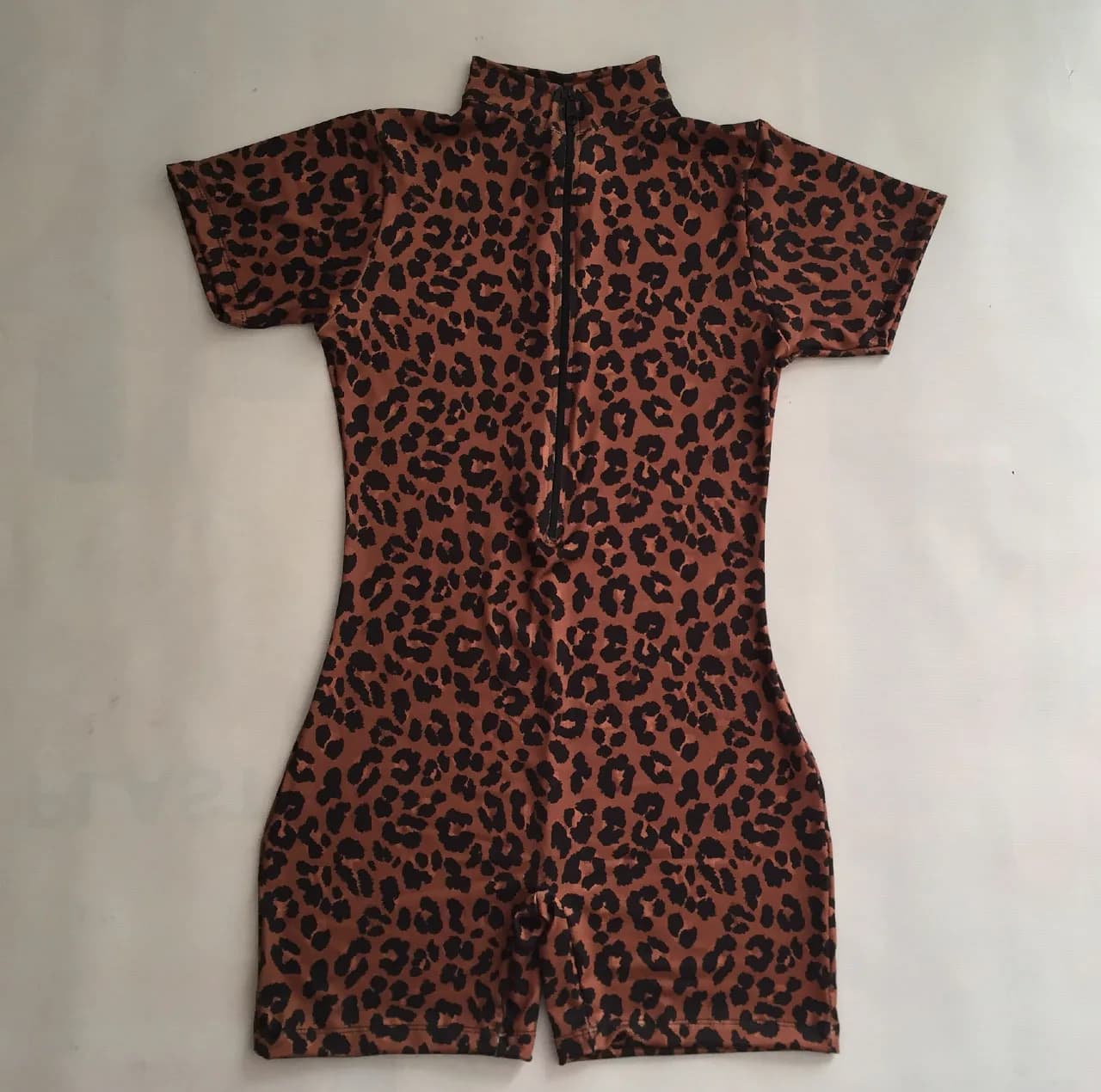 سرهمی ورزشی زنانه مدل پلنگی کد tm-2966 — تصویر ۴