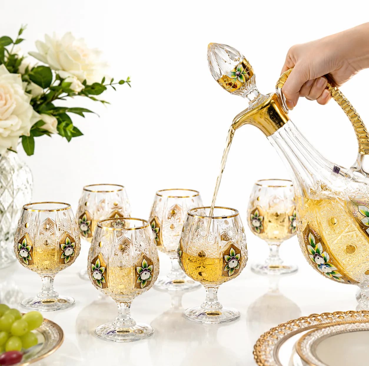 سرویس تنگ و لیوان 7 پارچه آلیش مدل لب طلا — تصویر ۲