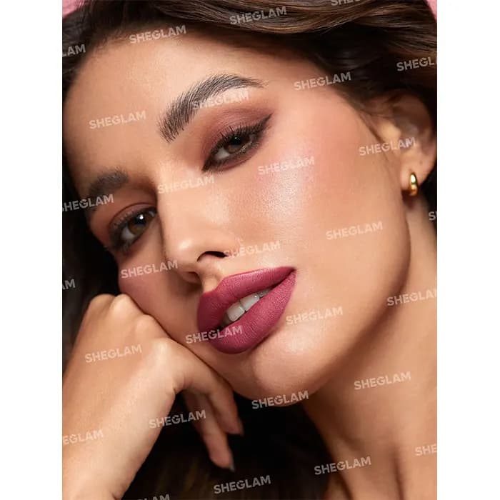 رژ لب مایع مات شیگلم رنگ MOMOJO — تصویر ۱۱