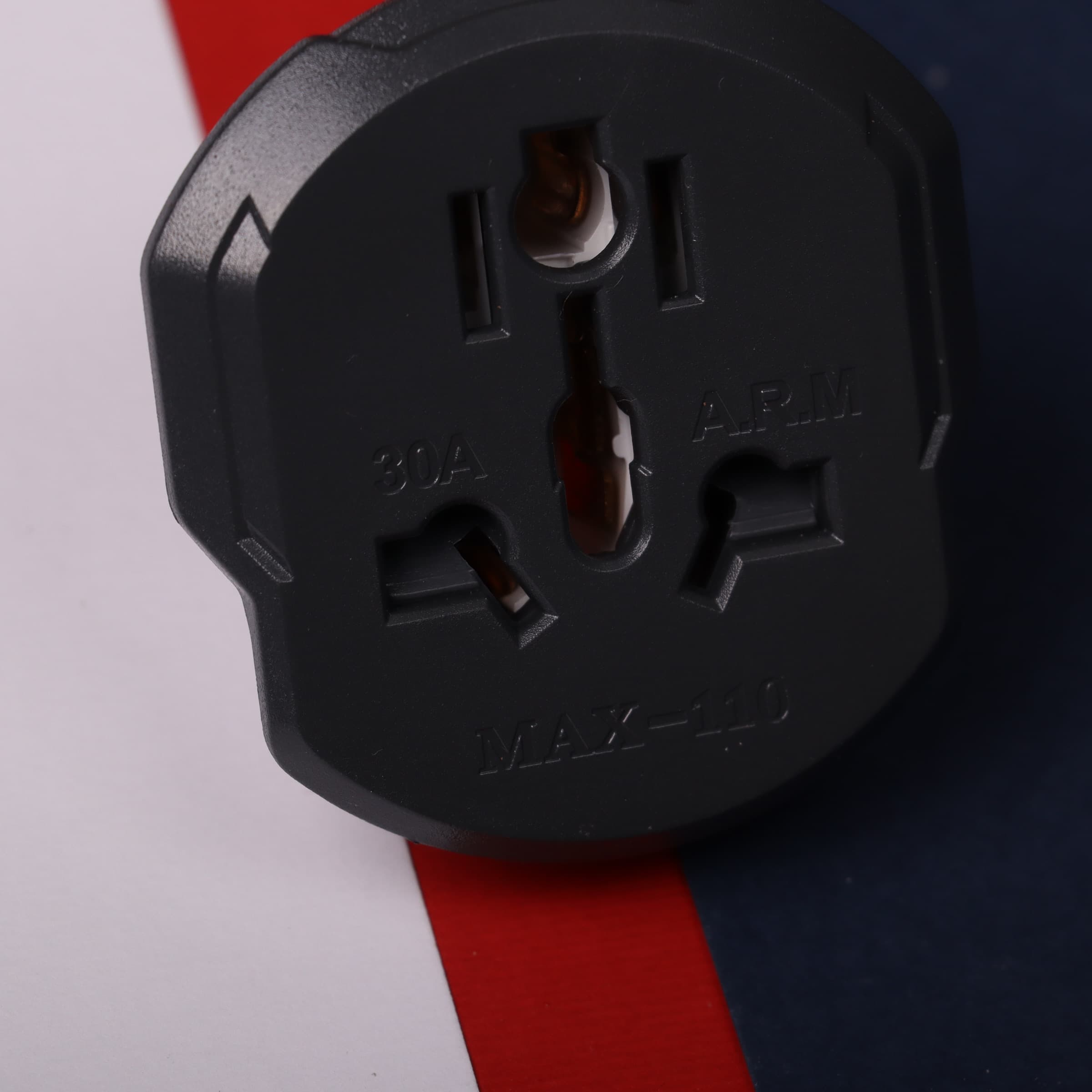 تبدیل برق 3 به 2 مدل MAX-110-30A — تصویر ۵