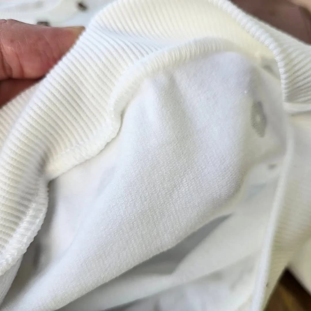 بلوز تک گل استیکری خندان سایز 45،50 کد 4175 — تصویر ۳