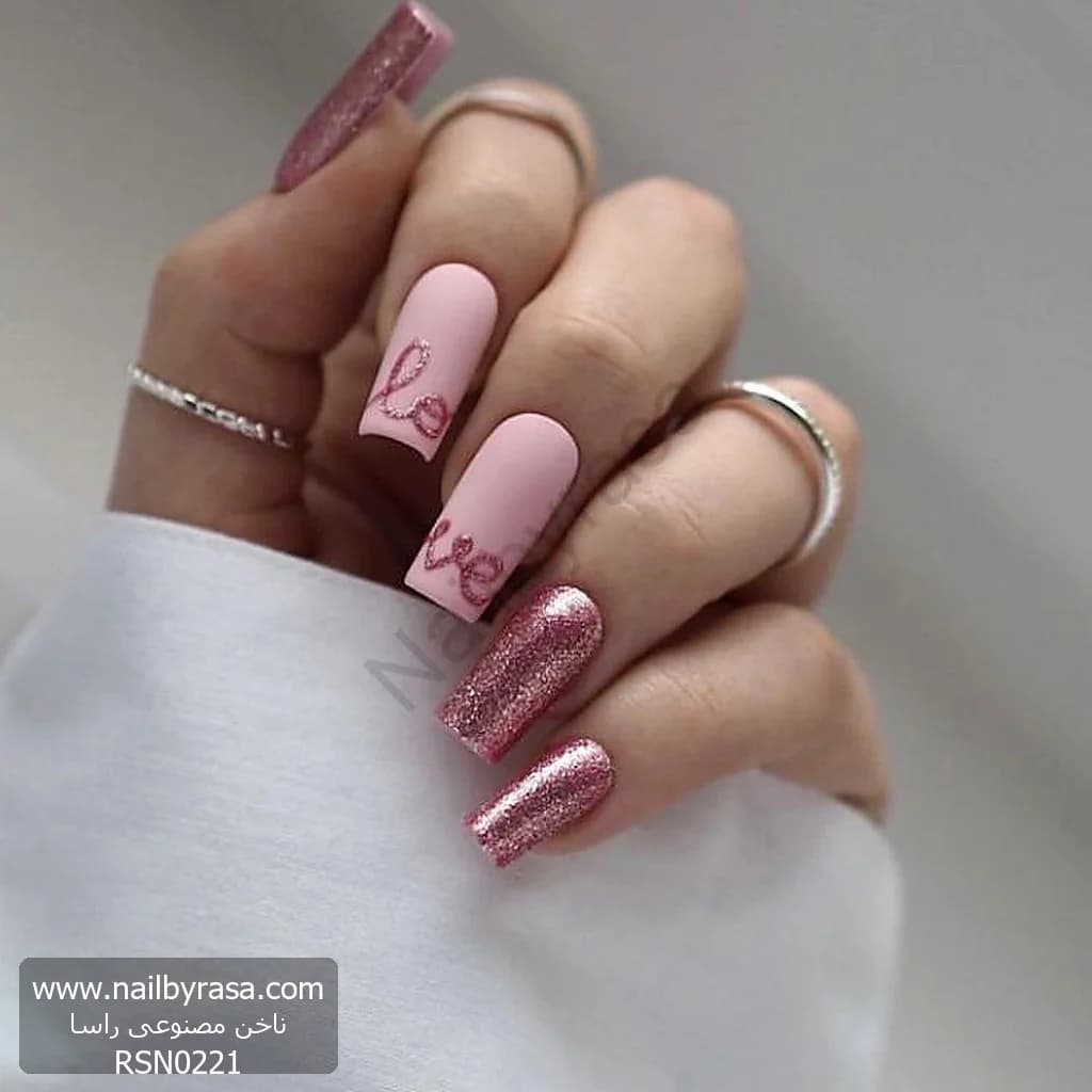 ناخن مصنوعی مدل صورتی و شاین طرح love راسا – RSN0221