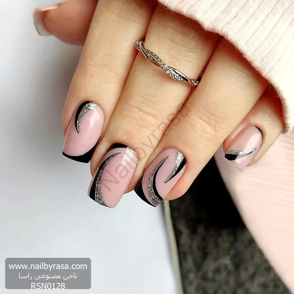 ناخن مصنوعی ژورنالی فرنچ مشکی و خطوط اکلیلی مربعی راسا – RSN0128