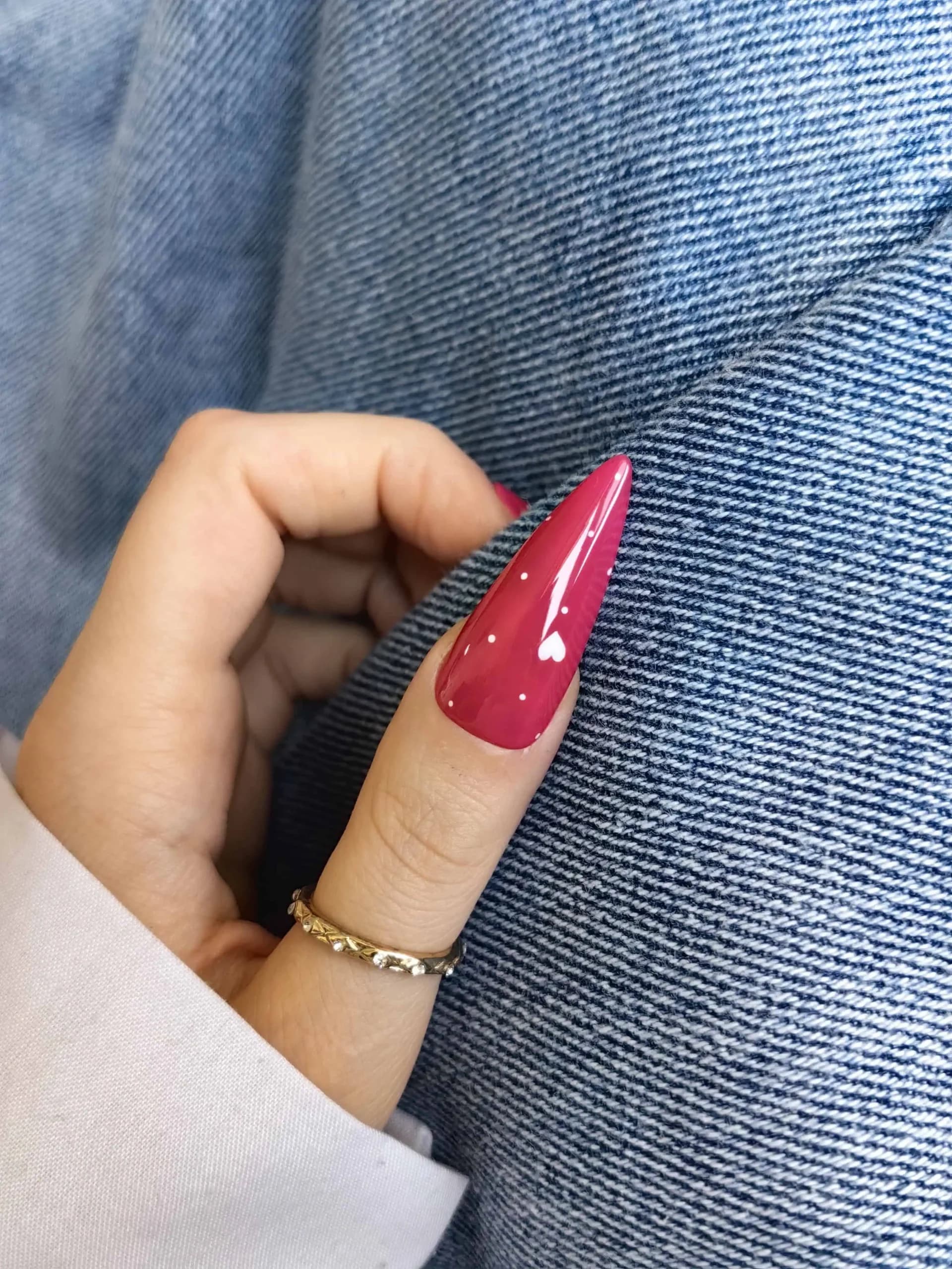 ناخن مصنوعی ژورنالی سرخابی مات با طرح قلب مینیمال بادامی راسا – RSN0117 — تصویر ۴