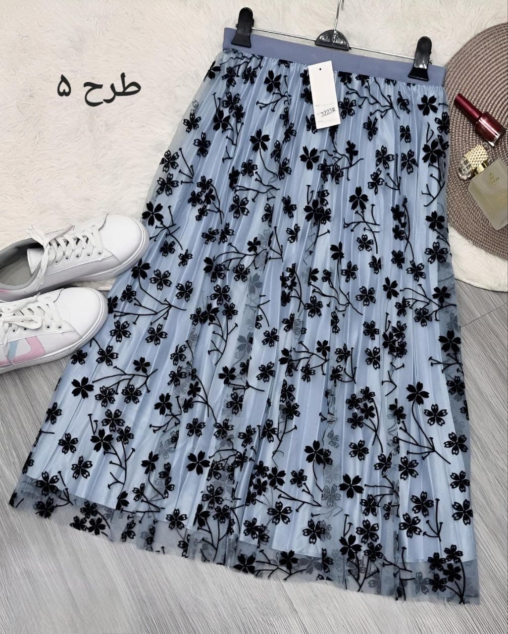 دامن پلیسه باخامه دوزی برجسته وارداتی/کد776 — تصویر ۵