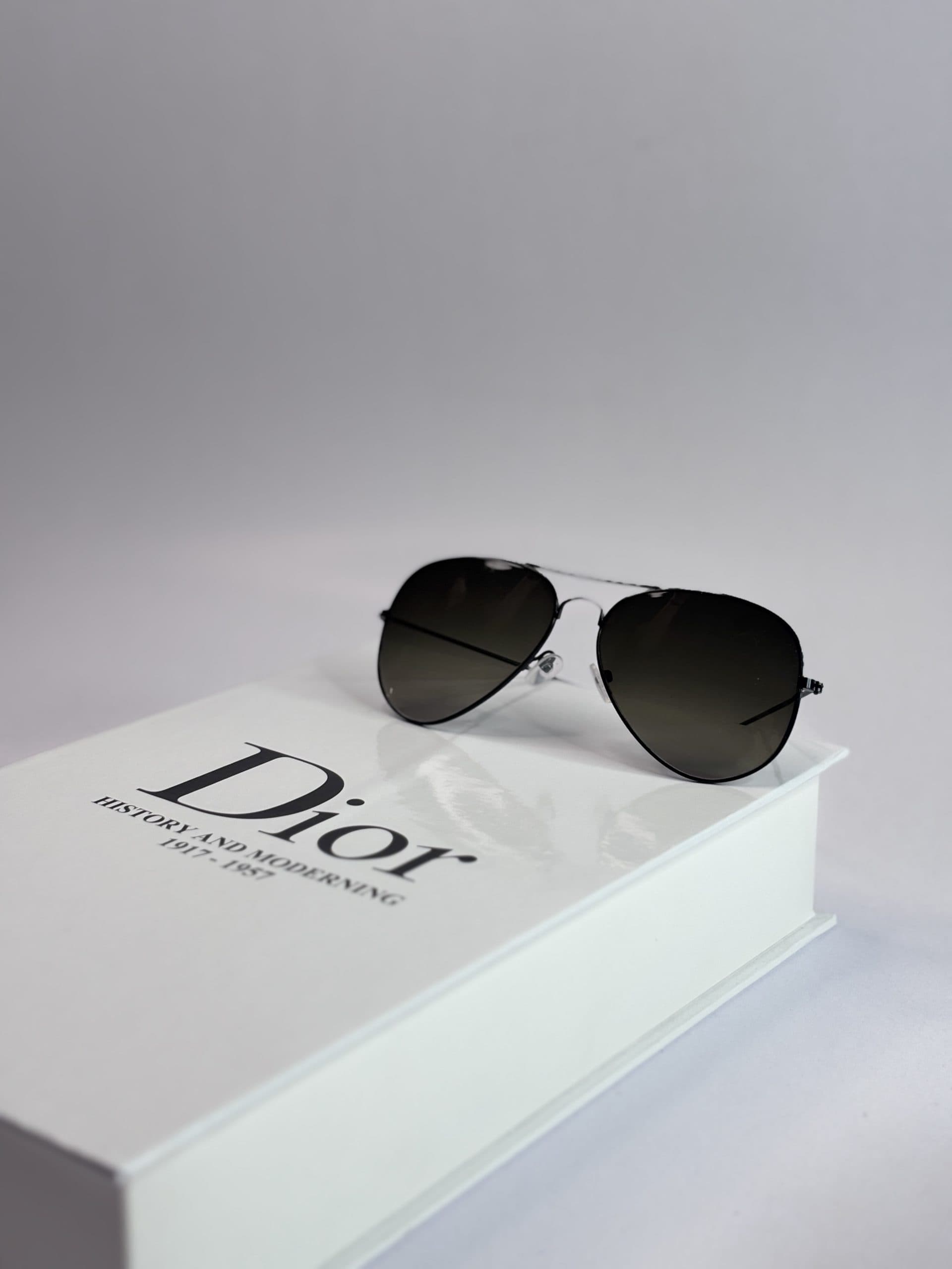 عینک افتابی برند rayban مردانه اسپرت خلبانی یووی ۴۰۰ — تصویر ۴