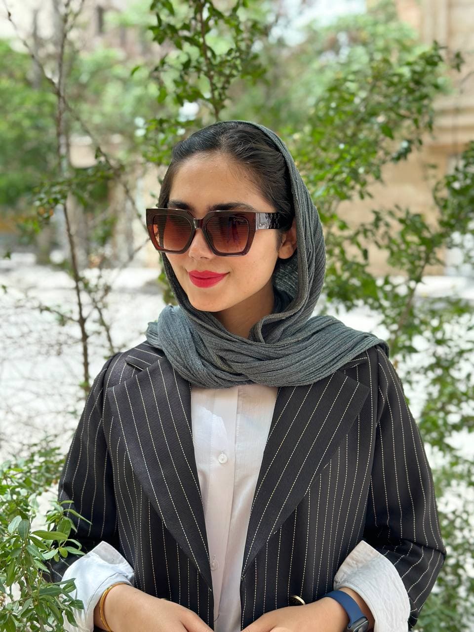 عینک آفتابی برند PRADA زنانه دخترانه ترند قهوه ای یووی ۴۰۰