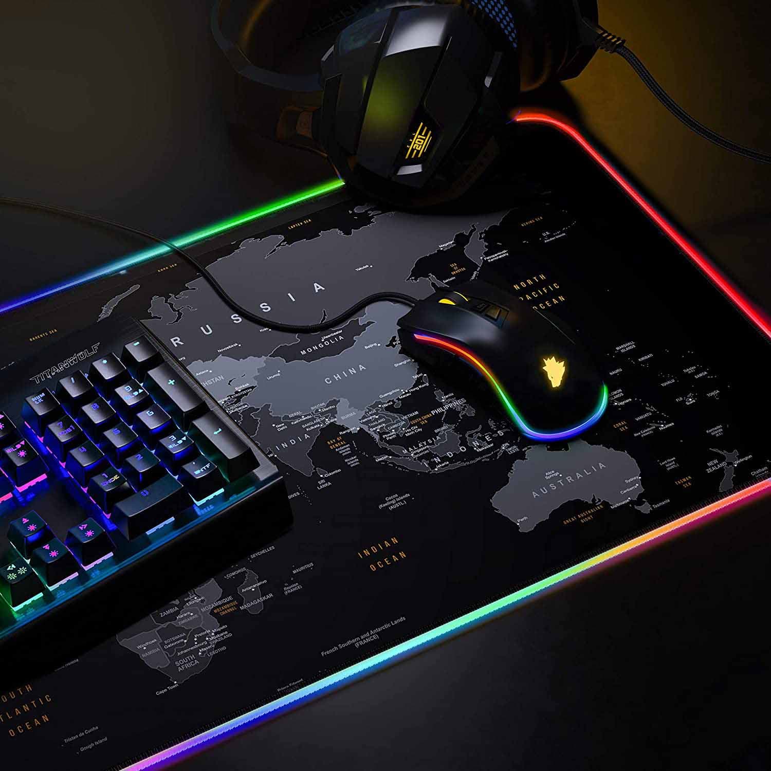 پدموس بزرگ TITANWOLF RGB MousePad 3XL — تصویر ۴