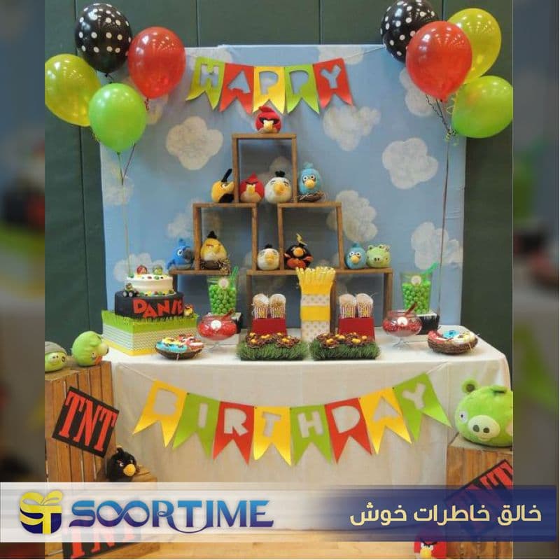 دکور تم تولد انگری برد سفارشی