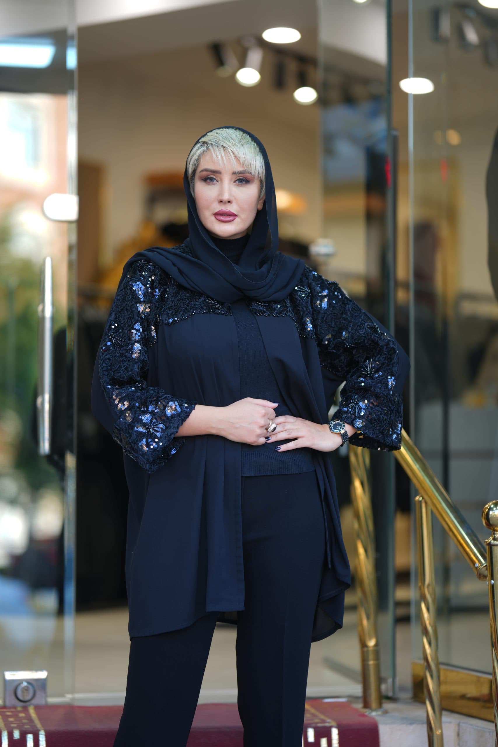 رولباسی مجلسی مشکی حریر تابستانی — تصویر ۲